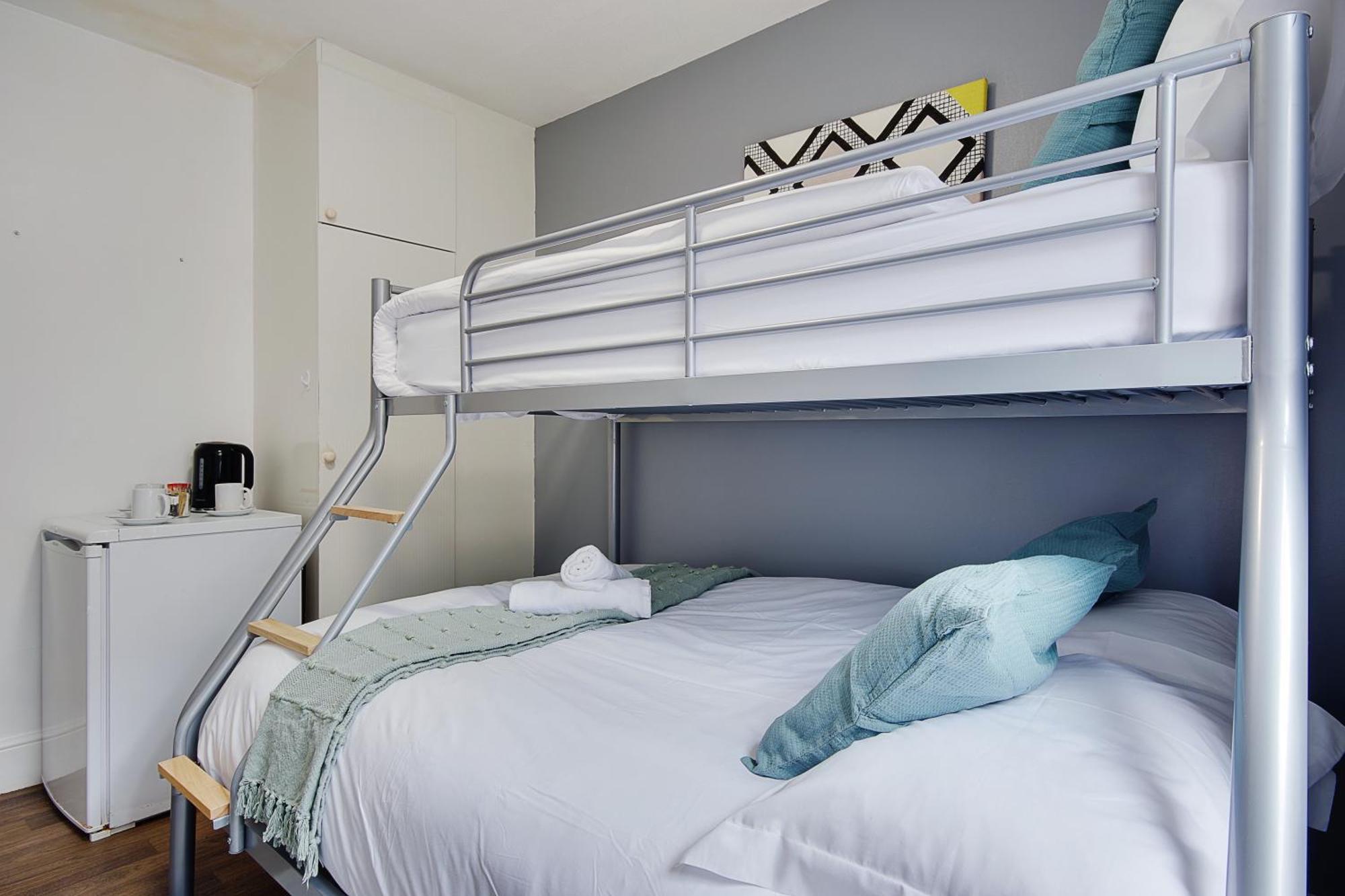 Azure Beach Hotel Bournemouth Buitenkant foto