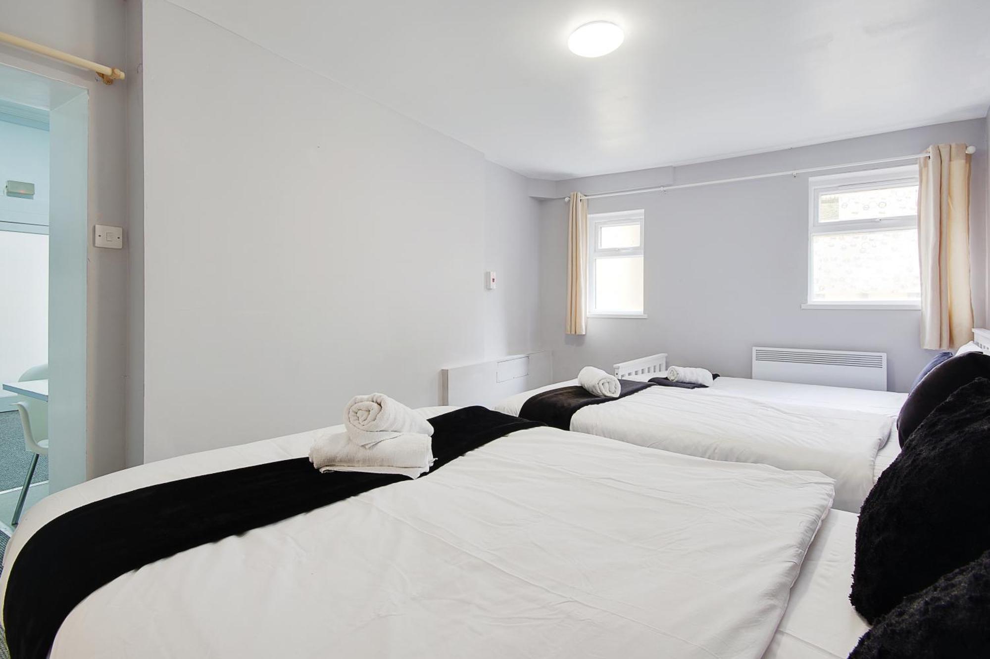 Azure Beach Hotel Bournemouth Buitenkant foto